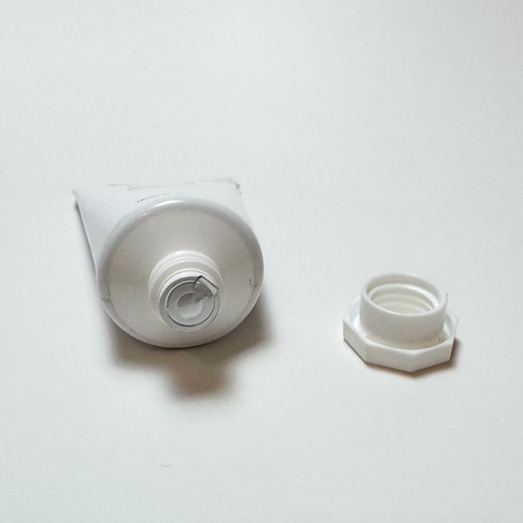 Dr Roebucks Byron 2 in 1 Mask and Scrub 15ml NWT - Picture 3 of 3